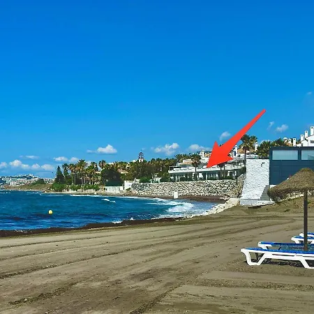 Apartment Beachfront With Pleasant Views Of The Sea And The Historic Lighthouse.
